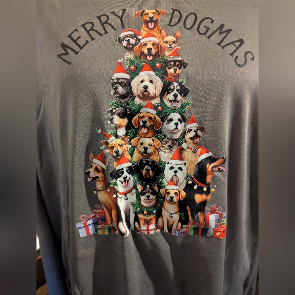 NWT🎄🐕🎁MERRY DOGMAS🎁🐕🎄LS Tee x PEACE GARDEN DESIGNS 🌿🕊️ Polyester⭐Wicking